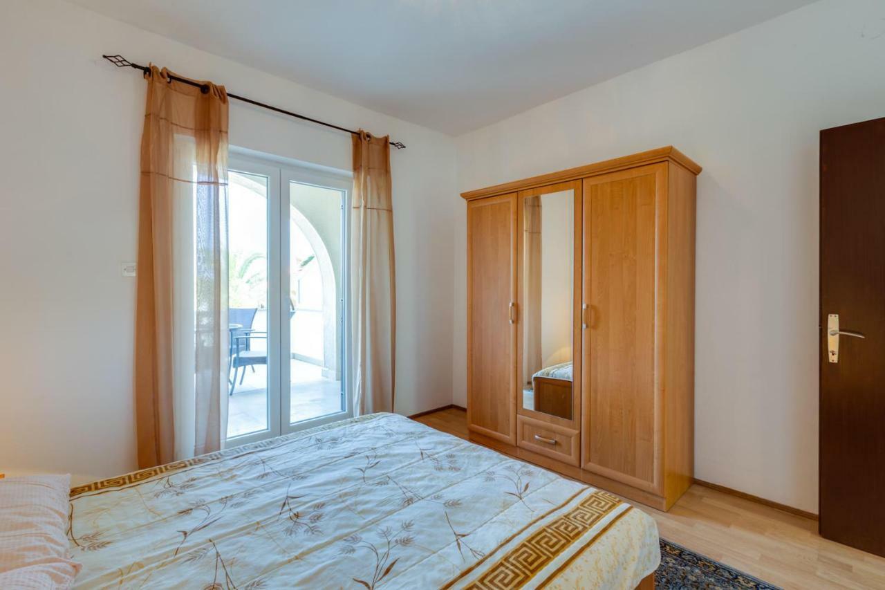 Apartmani Gordana Mali Lošinj Exterior foto