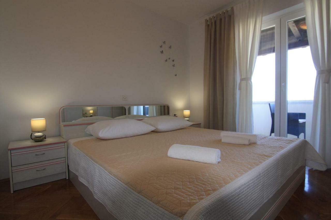 Apartmani Gordana Mali Lošinj Exterior foto