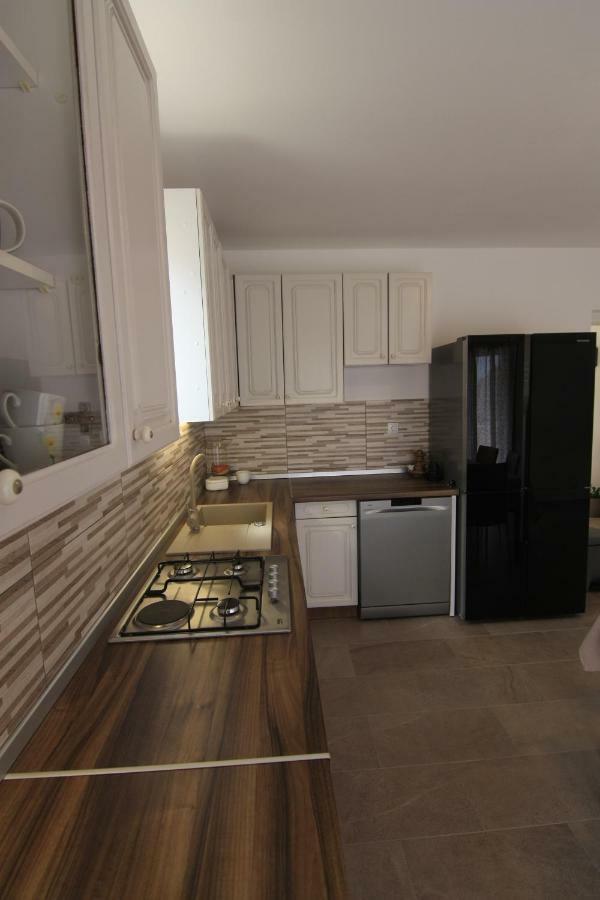 Apartmani Gordana Mali Lošinj Exterior foto